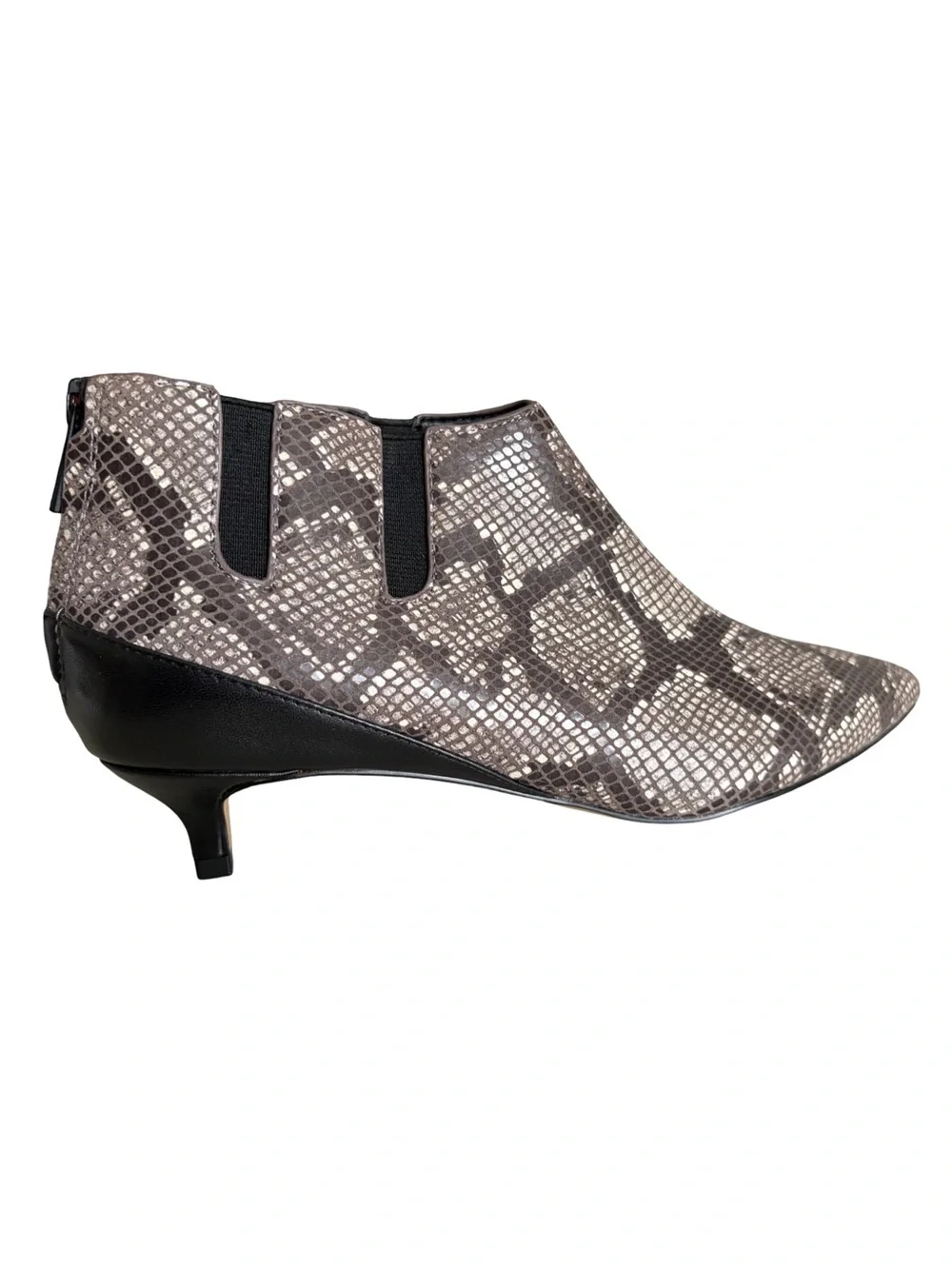 Donald Pliner Dazha Snakeskin Pointed Toe Kitten Heel Booties Size 8
